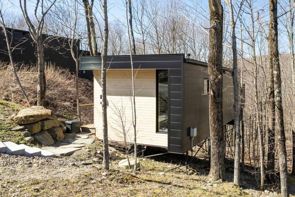 Cabin Sutton 252 - En Harmonie Avec La Nature! Villa Eksteriør bilde